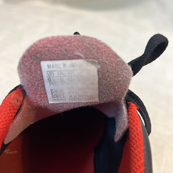 Men’s Adidas predator soccer cleats - Picture 8 of 8